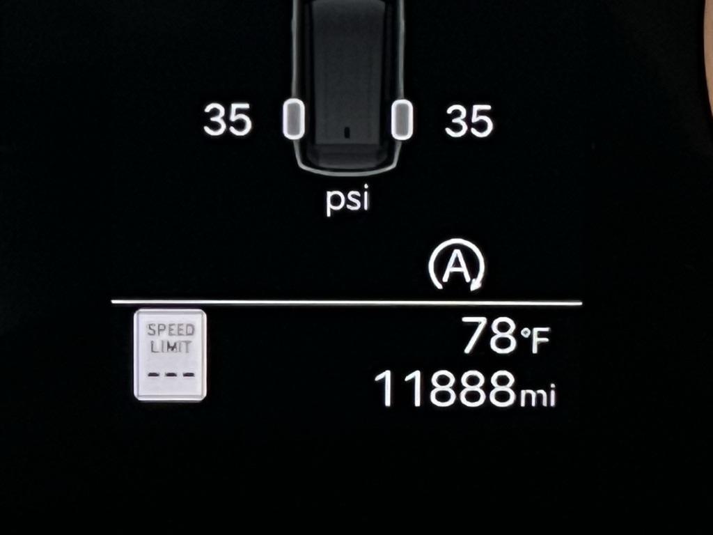 used 2024 Hyundai Santa Fe car, priced at $26,575