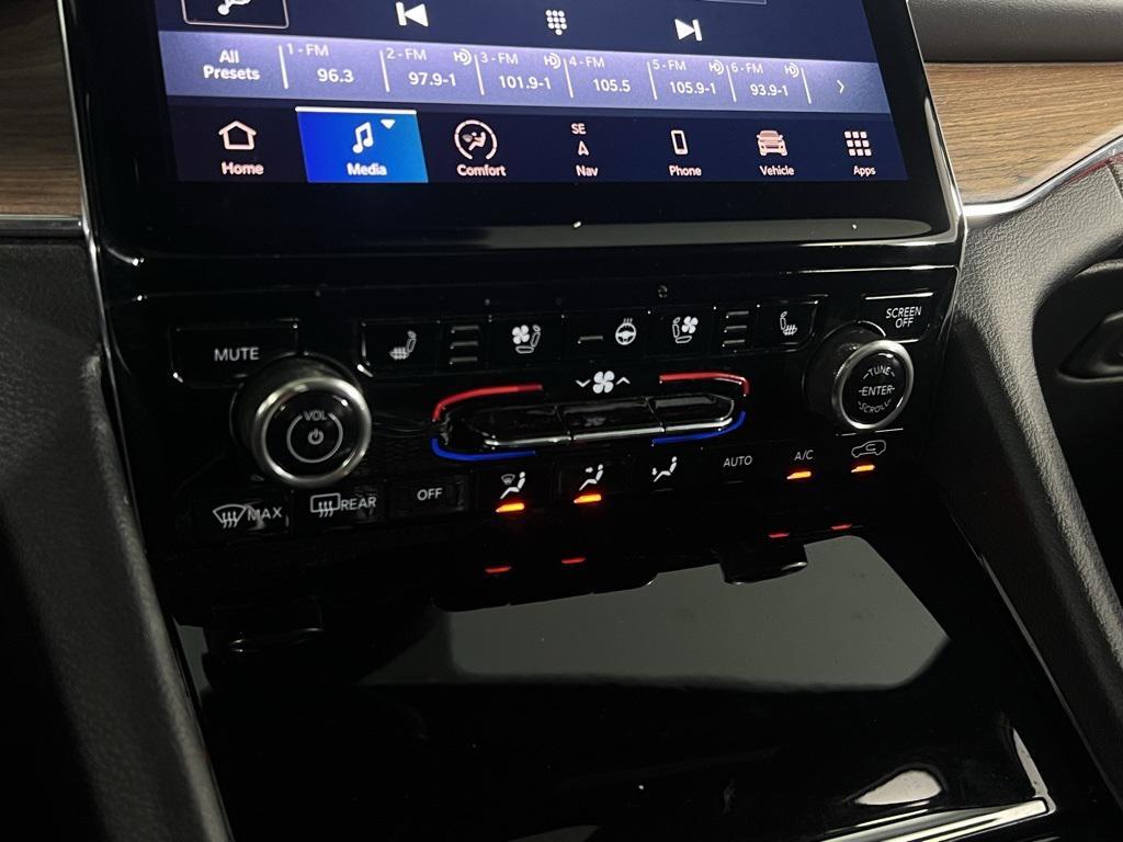 used 2023 Jeep Grand Cherokee L car, priced at $38,275