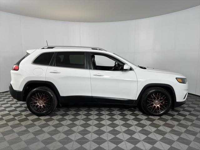 used 2019 Jeep Cherokee car, priced at $13,273