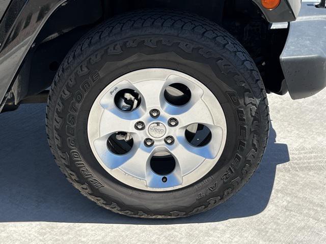used 2014 Jeep Wrangler Unlimited car, priced at $18,995