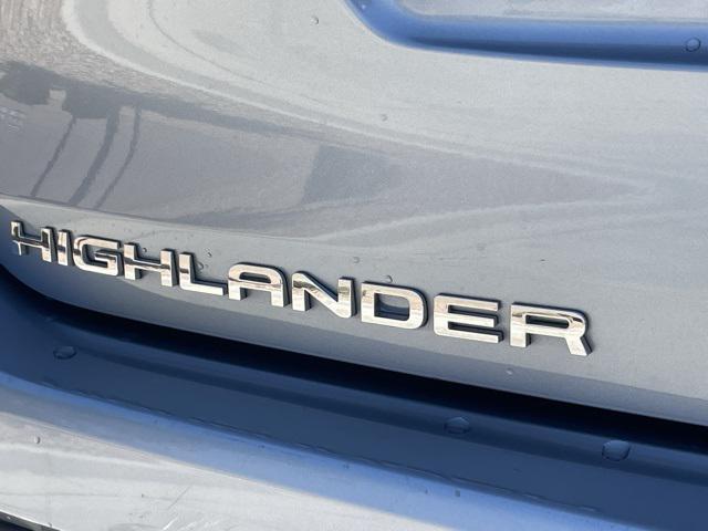 used 2023 Toyota Highlander car, priced at $39,973