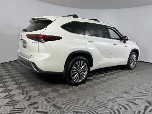 used 2021 Toyota Highlander Hybrid car, priced at $44,573