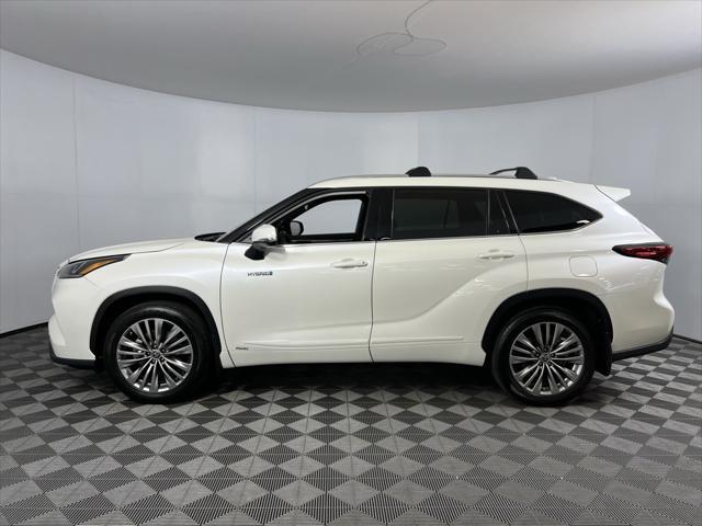 used 2021 Toyota Highlander Hybrid car, priced at $44,573