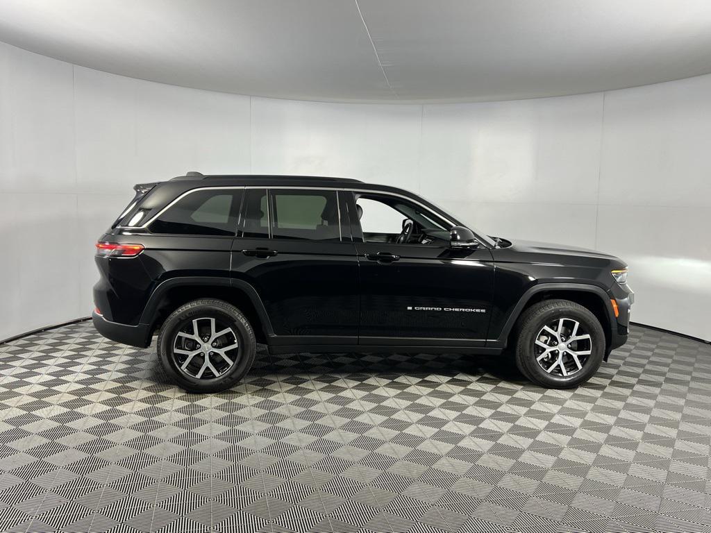 used 2024 Jeep Grand Cherokee car, priced at $34,173