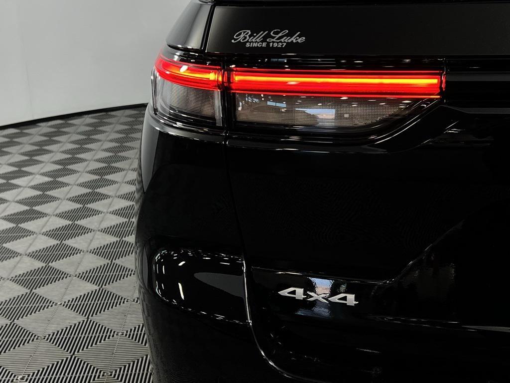 used 2024 Jeep Grand Cherokee car, priced at $34,173