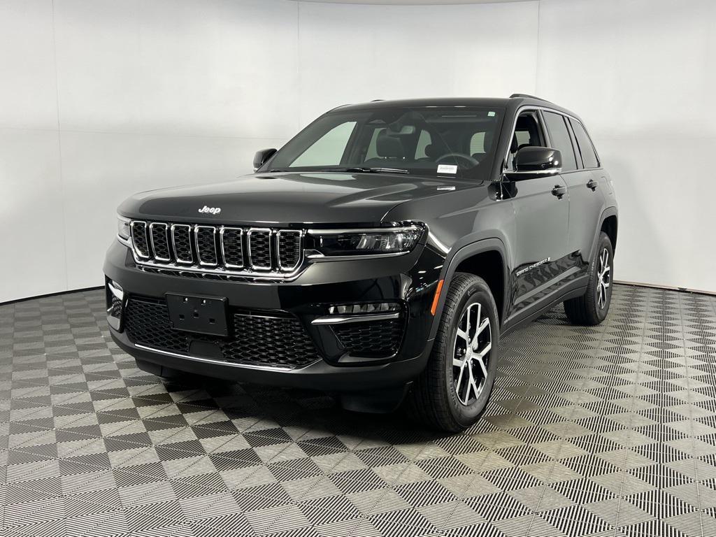 used 2024 Jeep Grand Cherokee car, priced at $34,173