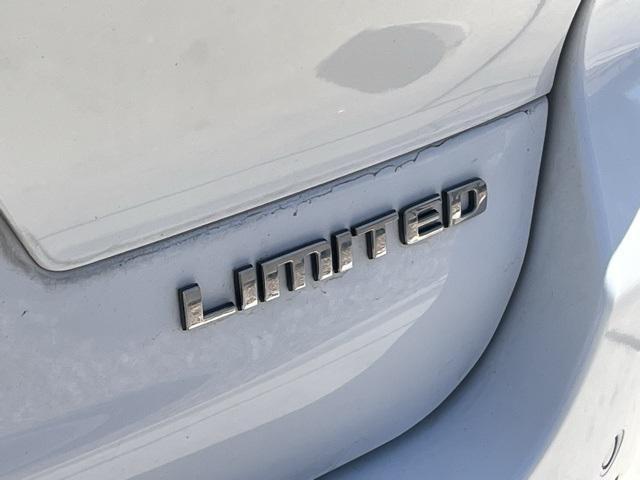 used 2021 Jeep Grand Cherokee L car, priced at $25,975