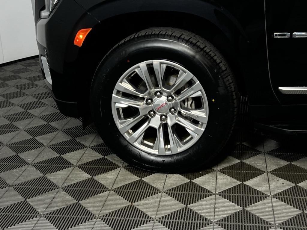 used 2023 GMC Yukon car, priced at $59,673