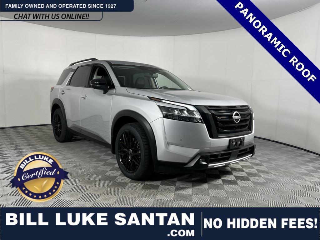 used 2022 Nissan Pathfinder car, priced at $33,273