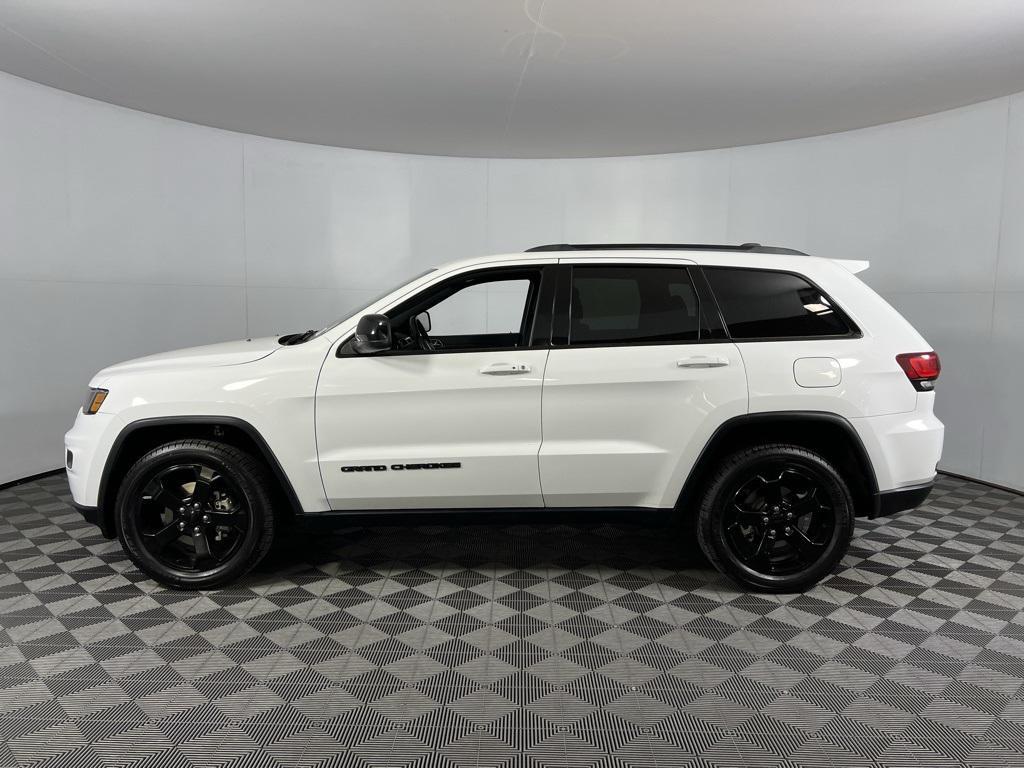used 2018 Jeep Grand Cherokee car, priced at $17,995