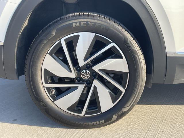 used 2024 Volkswagen Atlas car, priced at $38,673