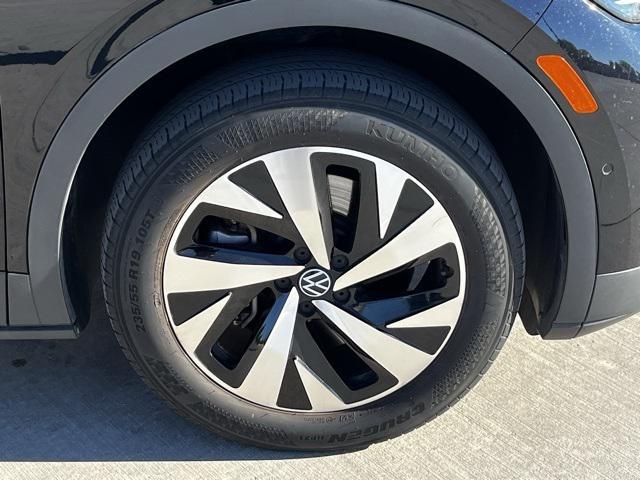 used 2023 Volkswagen ID.4 car, priced at $18,975