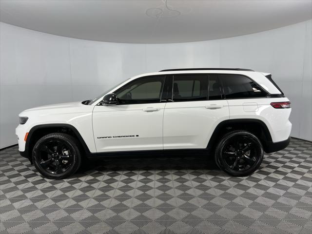 used 2023 Jeep Grand Cherokee car, priced at $36,575