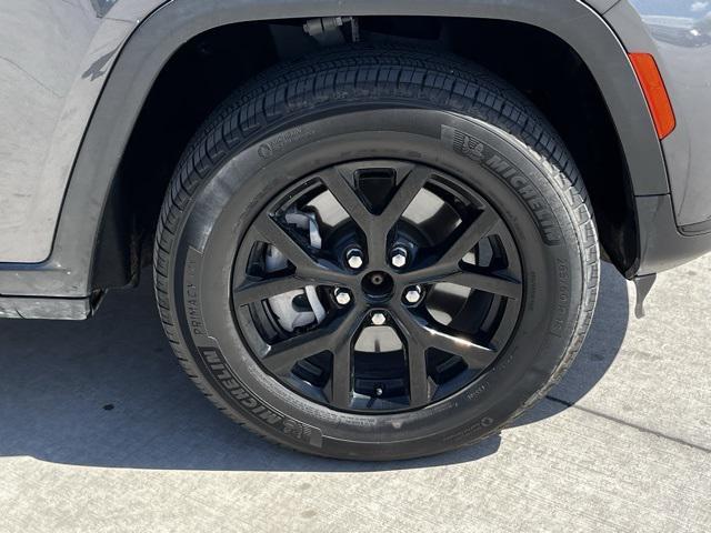 used 2024 Jeep Grand Cherokee L car, priced at $31,573
