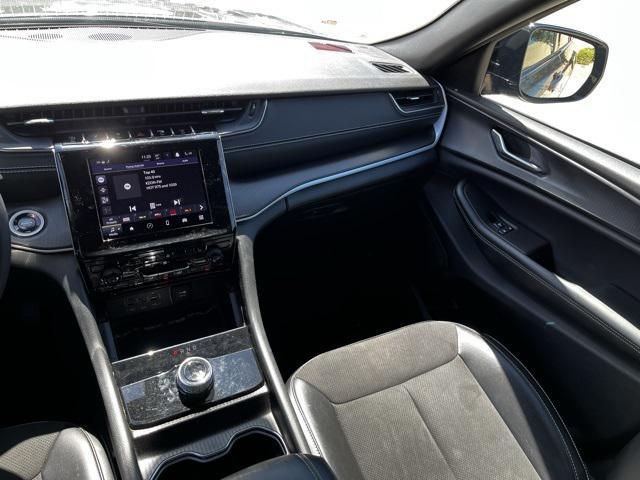 used 2024 Jeep Grand Cherokee L car, priced at $31,573