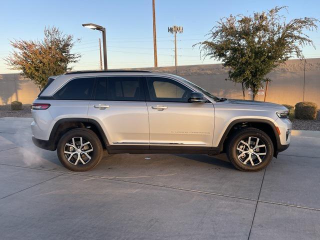 used 2024 Jeep Grand Cherokee car, priced at $38,575