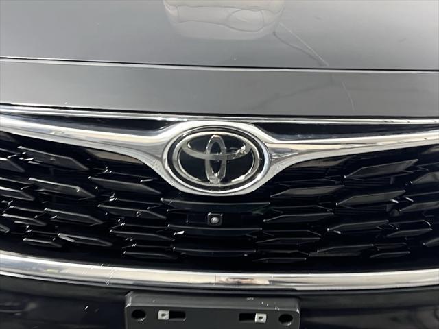 used 2023 Toyota Highlander car, priced at $41,773