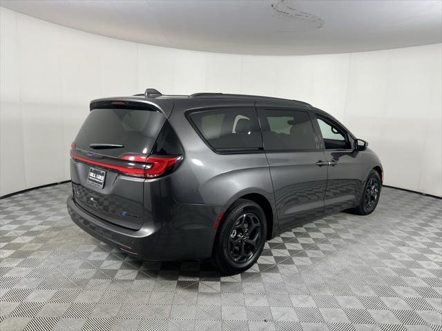 used 2021 Chrysler Pacifica Hybrid car, priced at $26,975