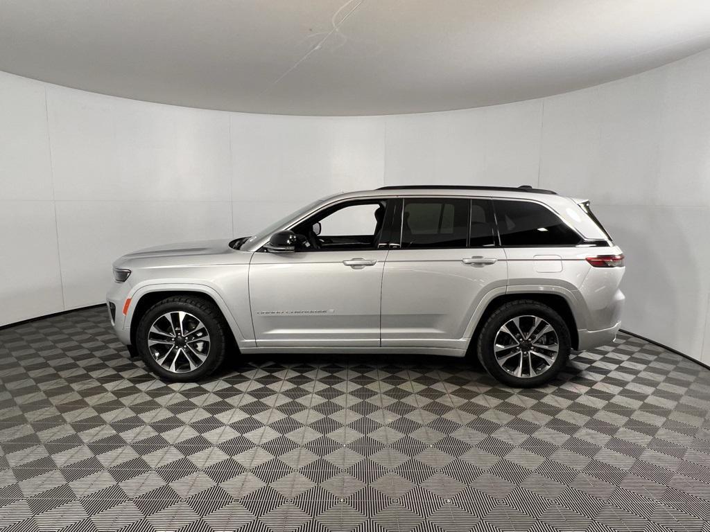 used 2024 Jeep Grand Cherokee car, priced at $48,973