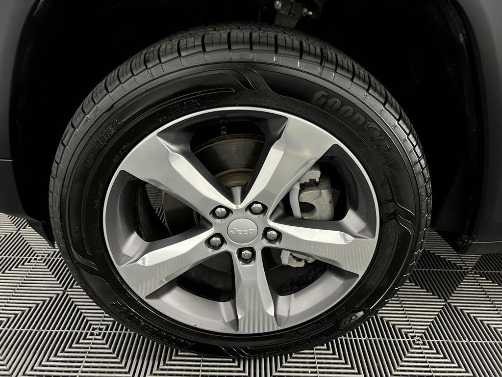 used 2021 Jeep Grand Cherokee L car, priced at $24,975