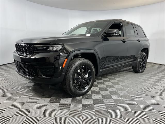 used 2024 Jeep Grand Cherokee car, priced at $34,975