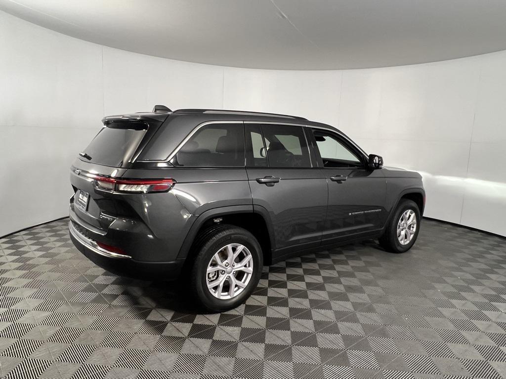 used 2022 Jeep Grand Cherokee car, priced at $25,675