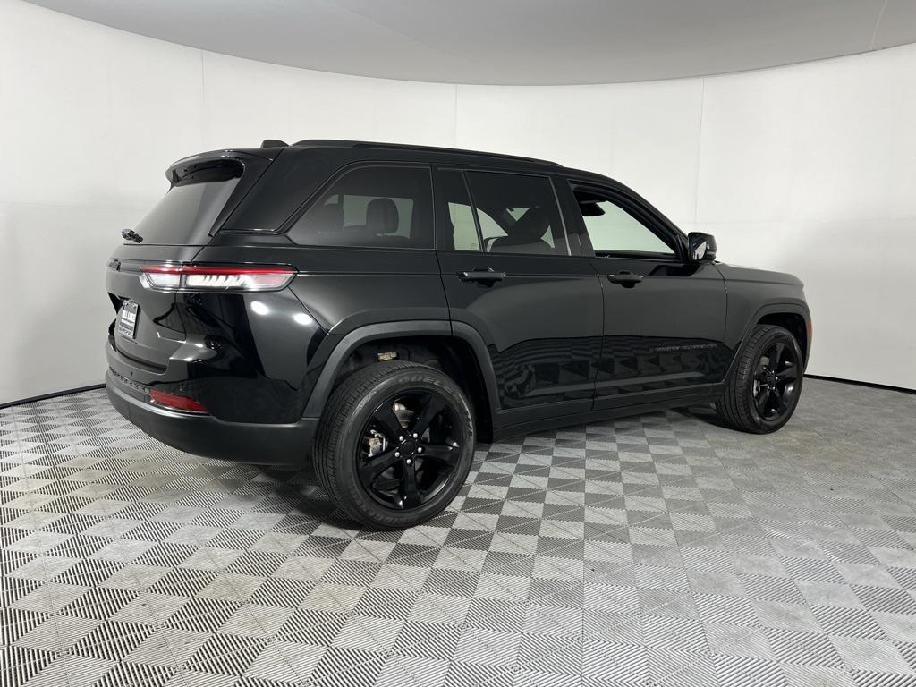 used 2023 Jeep Grand Cherokee car, priced at $31,573