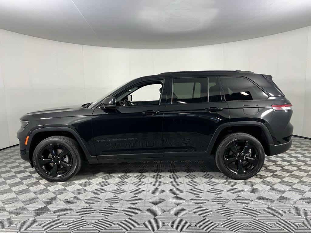 used 2023 Jeep Grand Cherokee car, priced at $31,573