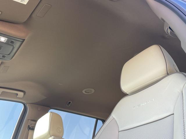 used 2025 GMC Yukon car, priced at $76,973