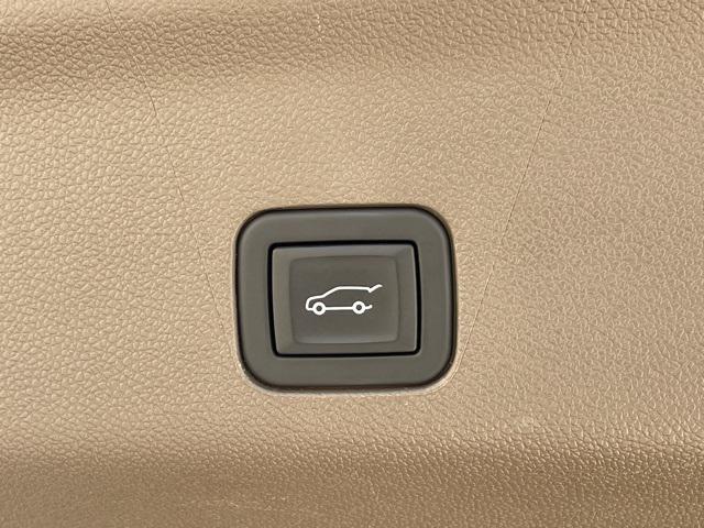 used 2025 GMC Yukon car, priced at $76,973