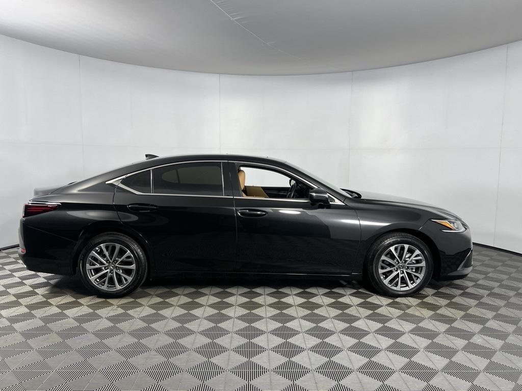 used 2025 Lexus ES 350 car, priced at $39,373