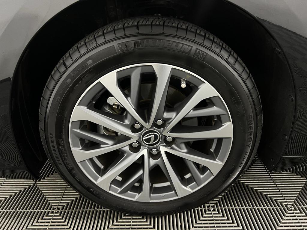 used 2025 Lexus ES 350 car, priced at $39,373