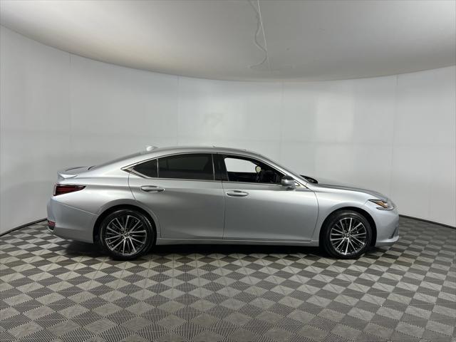 used 2023 Lexus ES 300h car, priced at $39,000