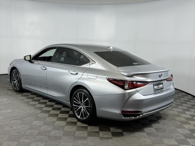 used 2023 Lexus ES 300h car, priced at $39,000