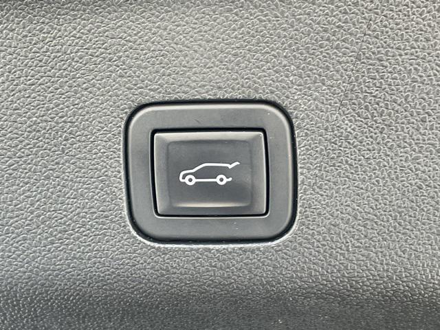 used 2023 Cadillac Escalade ESV car, priced at $68,973