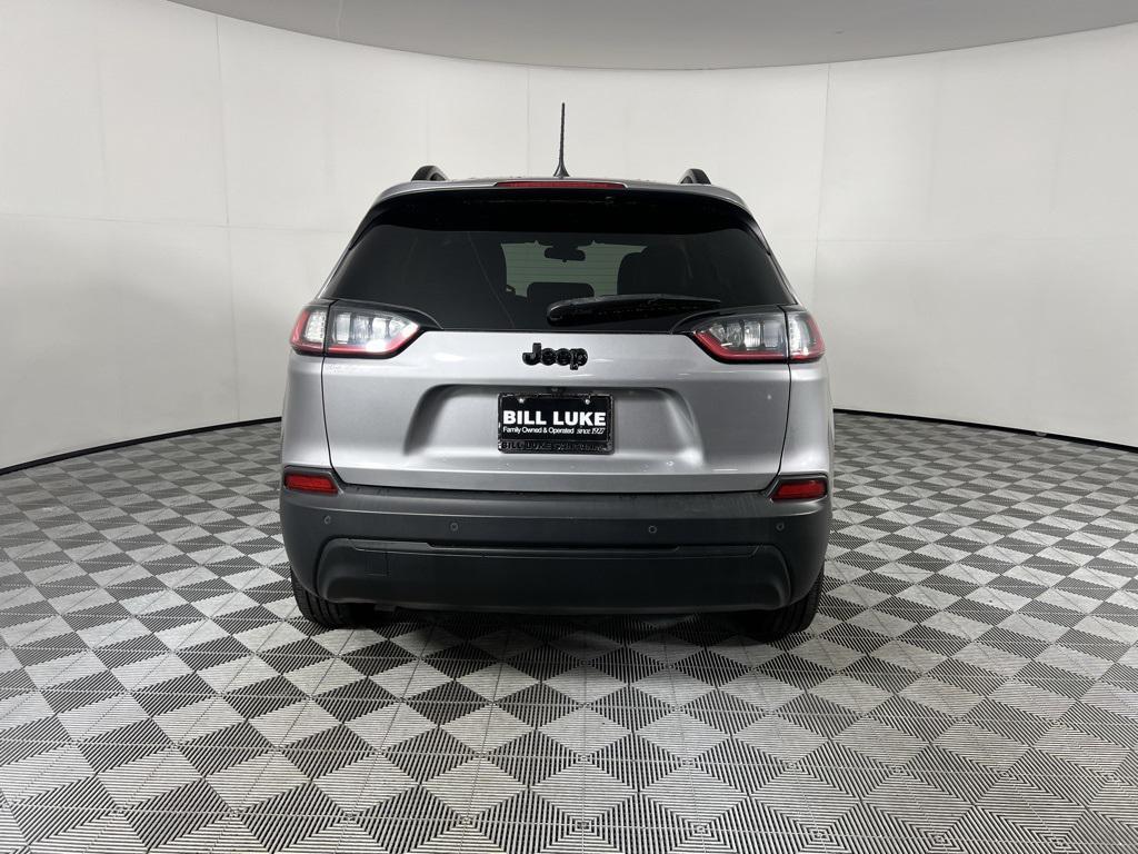 used 2019 Jeep Cherokee car, priced at $15,395