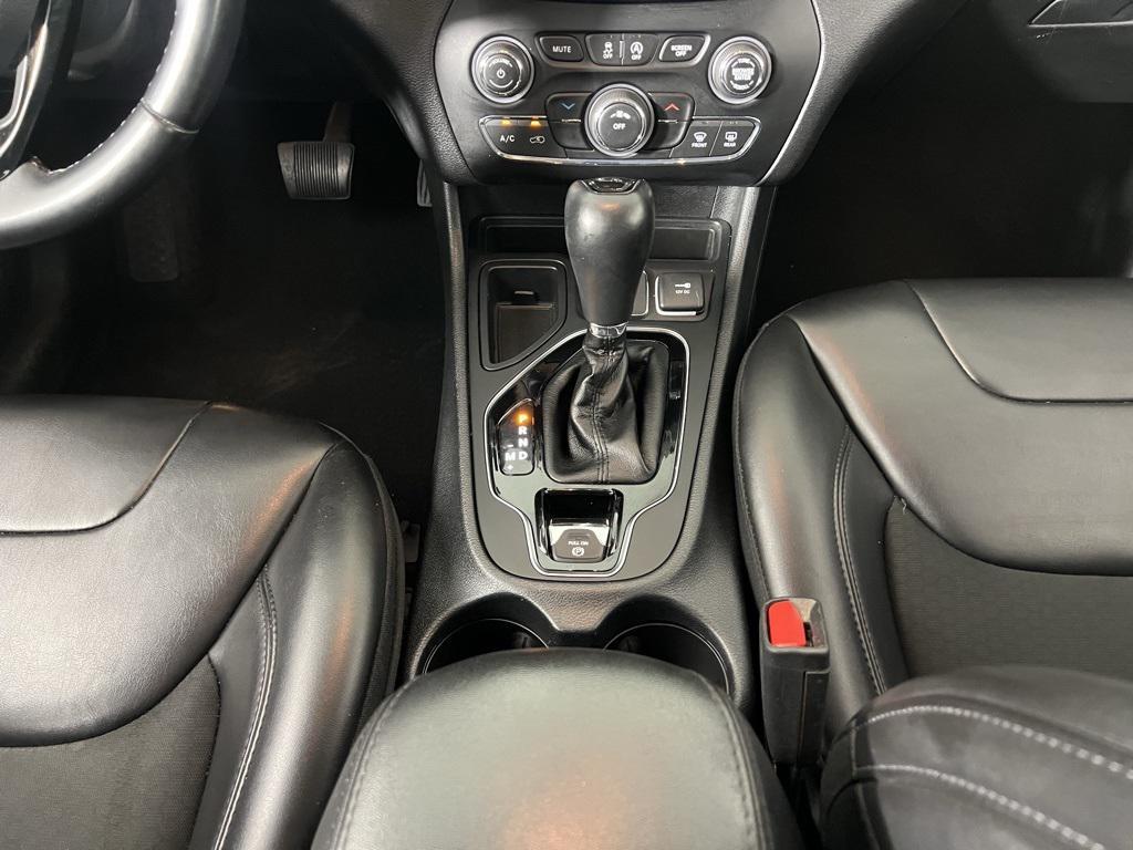 used 2019 Jeep Cherokee car, priced at $15,395