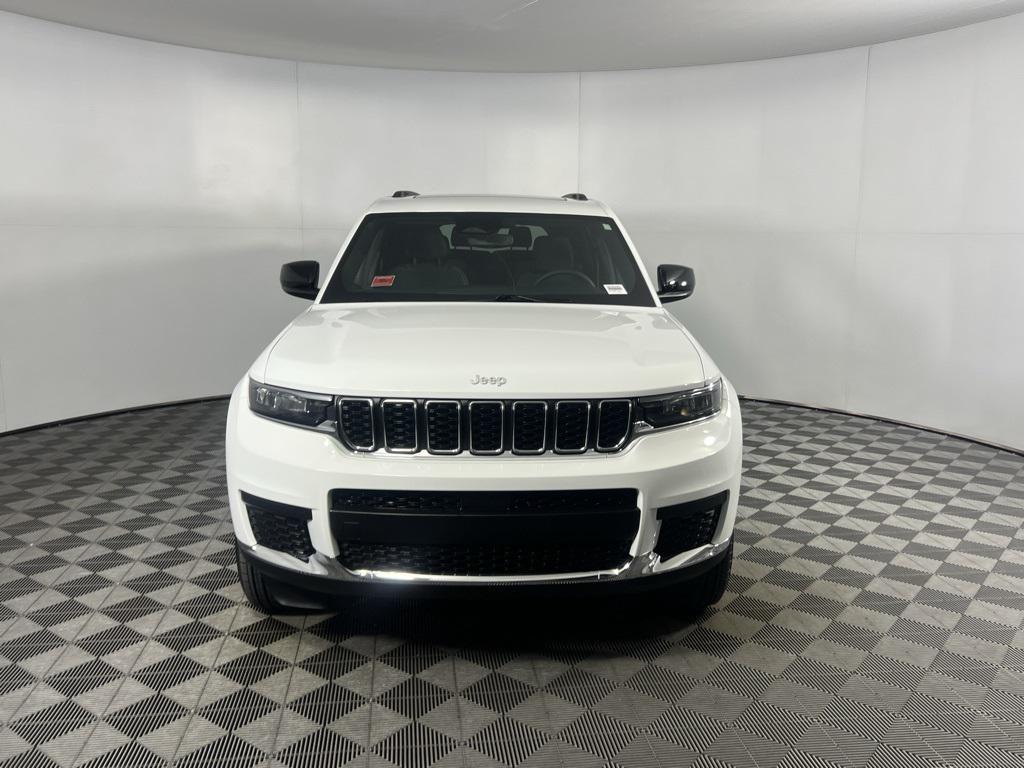 used 2024 Jeep Grand Cherokee L car, priced at $27,675