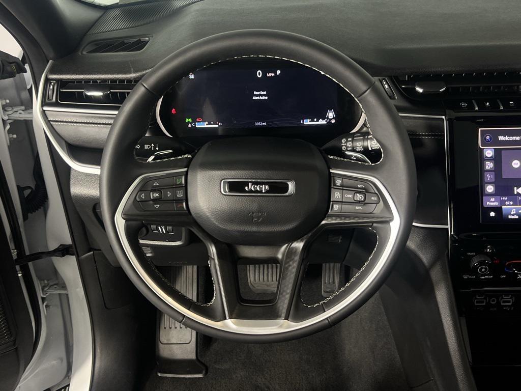 used 2024 Jeep Grand Cherokee L car, priced at $27,675