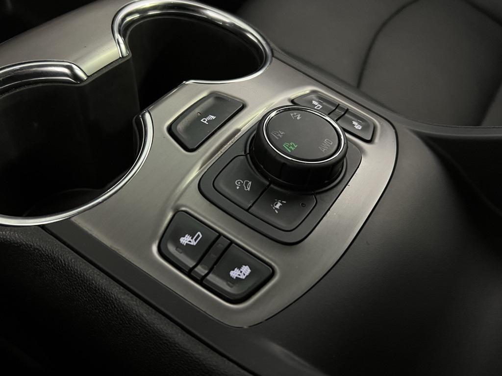 used 2024 GMC Terrain car, priced at $30,773