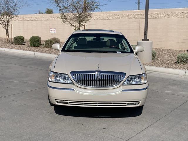 used 2003 Lincoln Town Car car, priced at $11,995