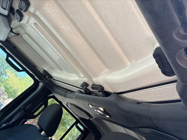 used 2020 Jeep Gladiator car, priced at $33,973