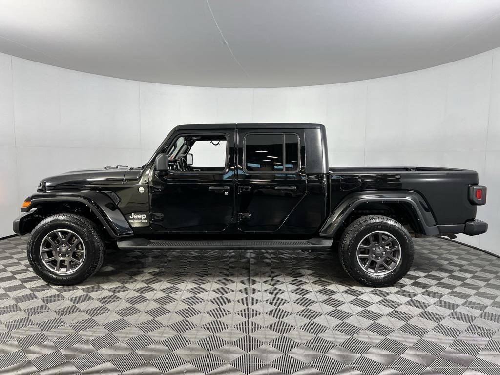 used 2022 Jeep Gladiator car, priced at $29,075