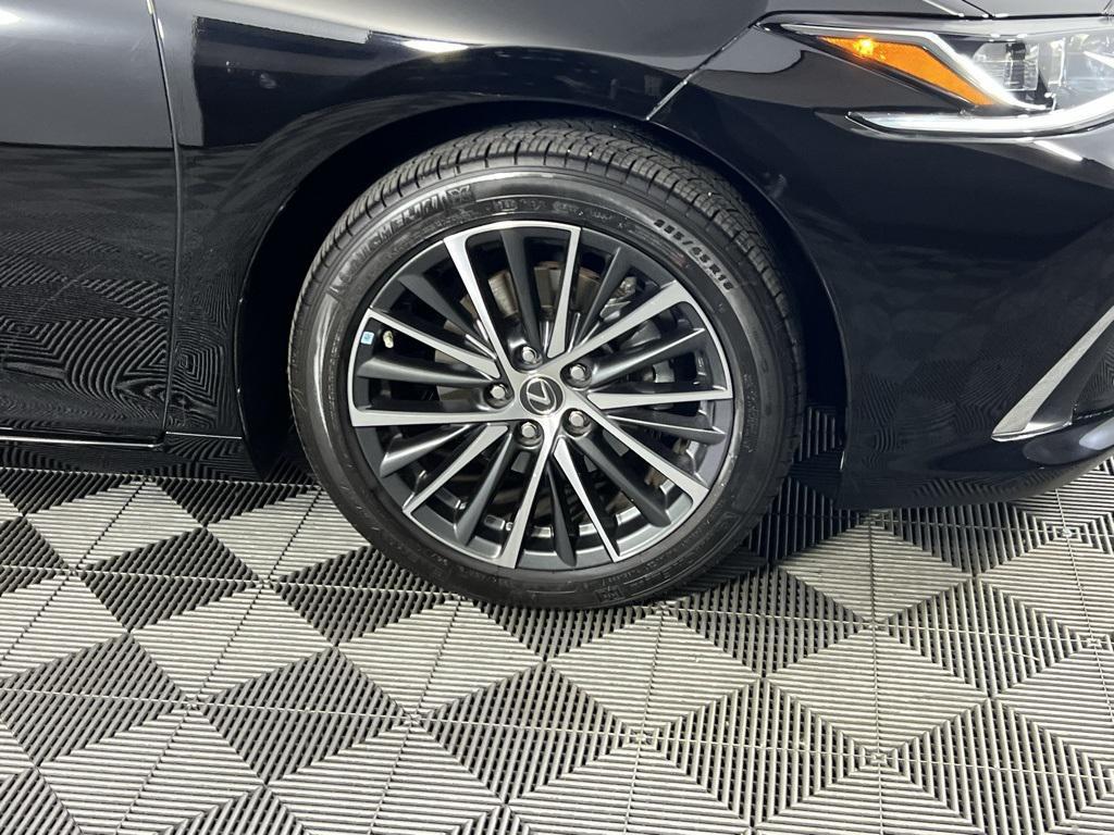 used 2023 Lexus ES 350 car, priced at $34,673