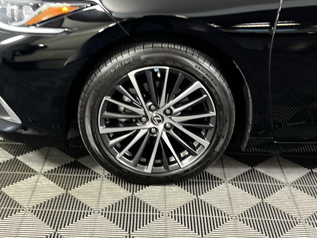 used 2023 Lexus ES 350 car, priced at $34,673