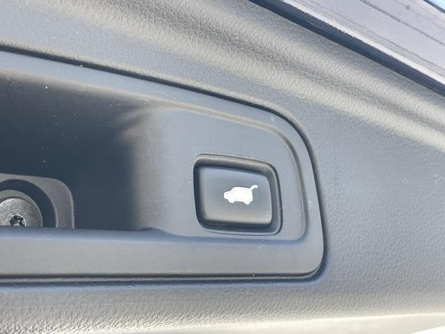 used 2019 Honda Pilot car, priced at $27,995
