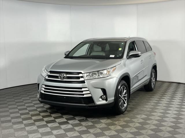 used 2018 Toyota Highlander car, priced at $22,995