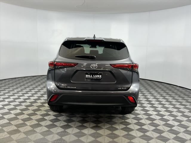 used 2023 Toyota Highlander car, priced at $32,273