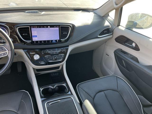 used 2022 Chrysler Pacifica Hybrid car, priced at $32,975