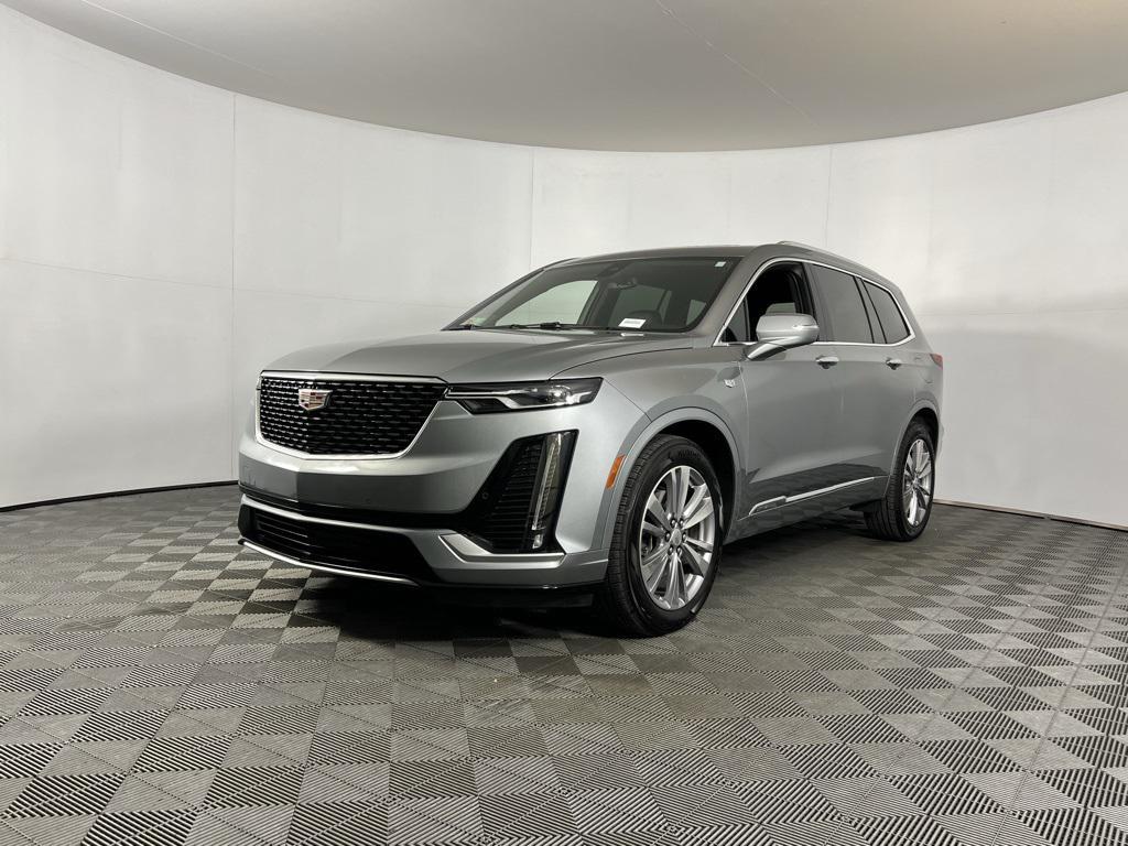 used 2024 Cadillac XT6 car, priced at $36,673